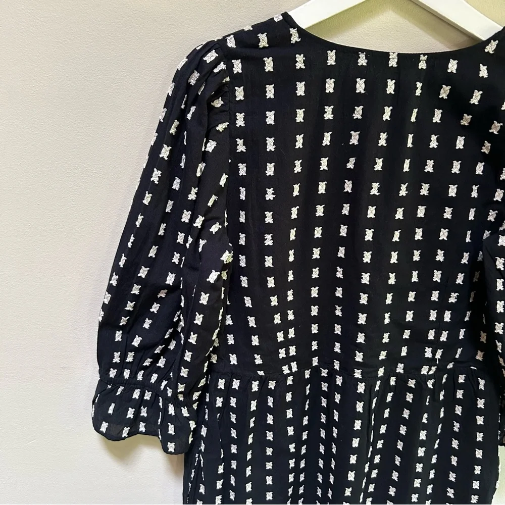 Garnet Hill ~new ~ Black Onyx Organic-Cotton Clip-Dot V-Neck Dress in size 4